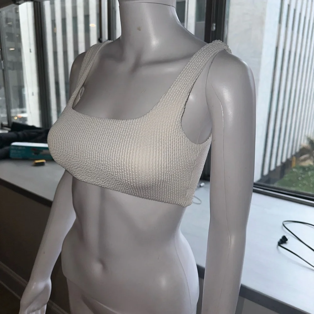 White Ribbed Crop Top - Picture 2 of 9